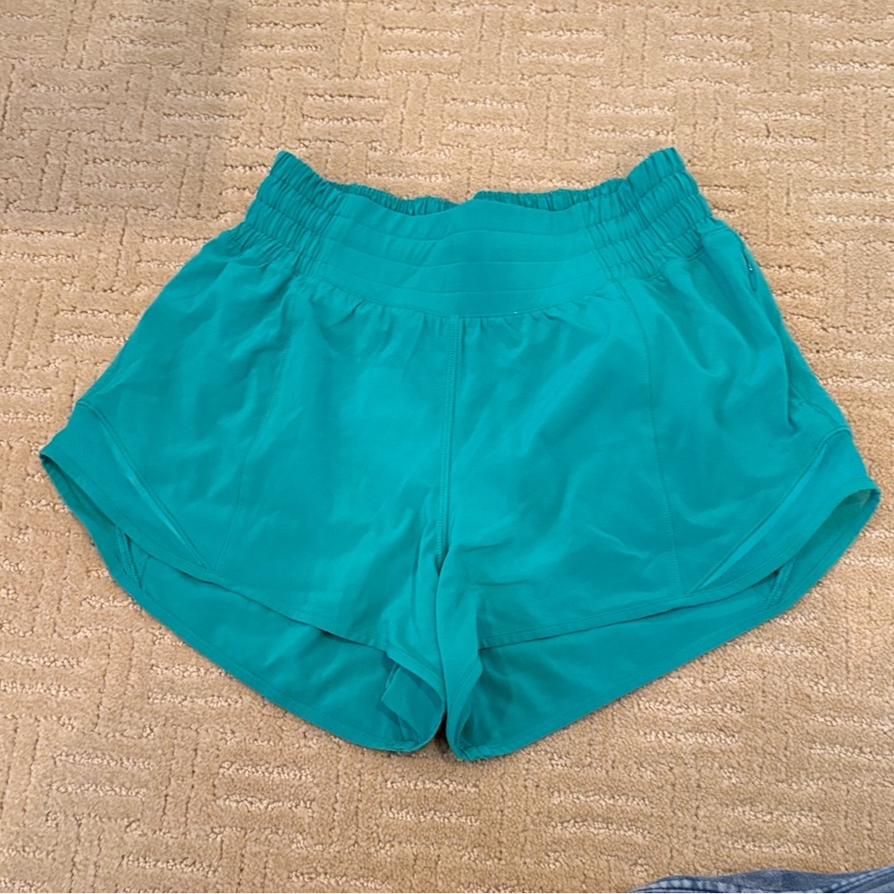 Lululemon Hotty Hot teal green Shorts